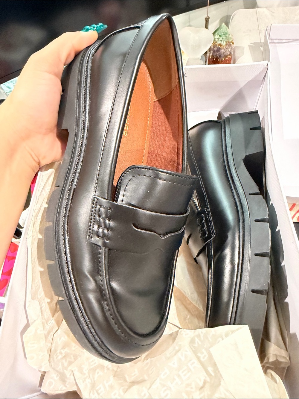 Marc Fisher Women’s black penny loafers size 6